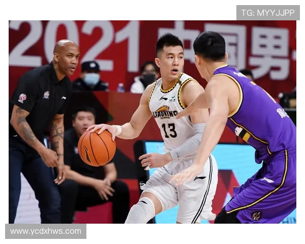 辽宁本钢主场激战新疆广汇巅峰对决再掀CBA赛场激情风暴