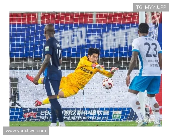 武汉三镇迎战成都蓉城展开激烈较量 谁能笑到最后锁定三分荣耀